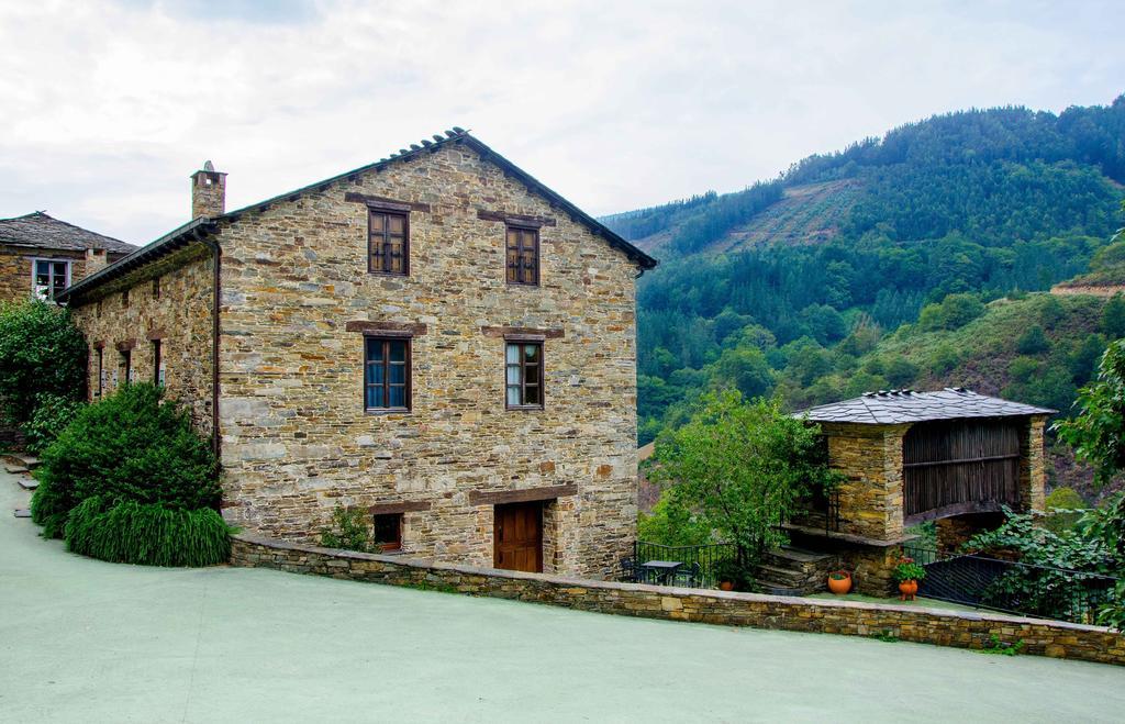 Casas Rurales Taramundi Verde Eksteriør bilde