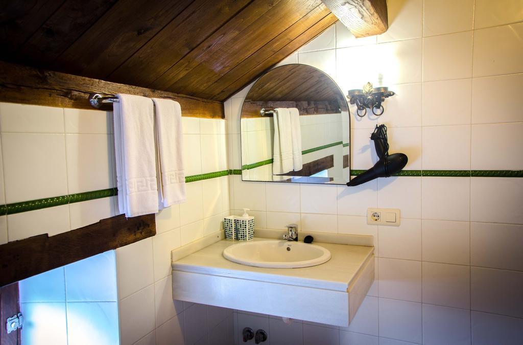 Casas Rurales Taramundi Verde Rom bilde